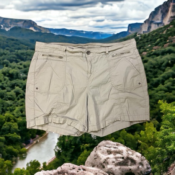 Style & Co. Woman Tan Shorts - Picture 10 of 11
